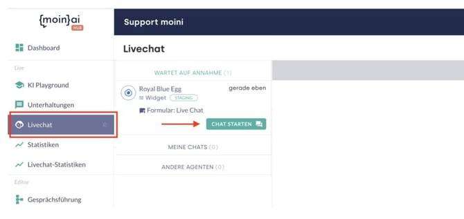 Ansicht „Wartet auf Annahme“ im Livechat-Menü mit hervorgehobener Schaltfläche „Chat starten“.